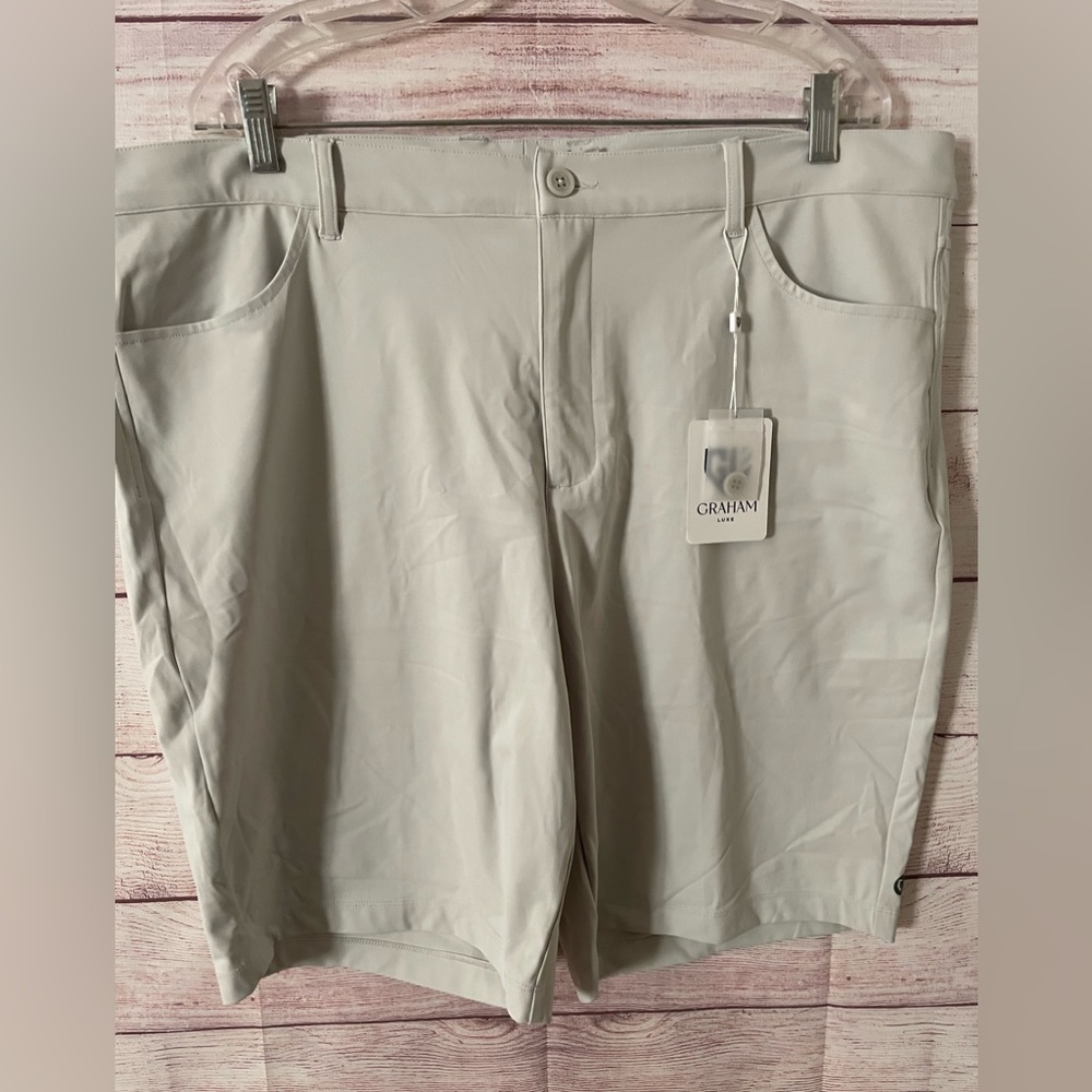 NWT Graham Luxe Golf Shorts Mens 42  Silver Grey Nylon Blend Lightweight
